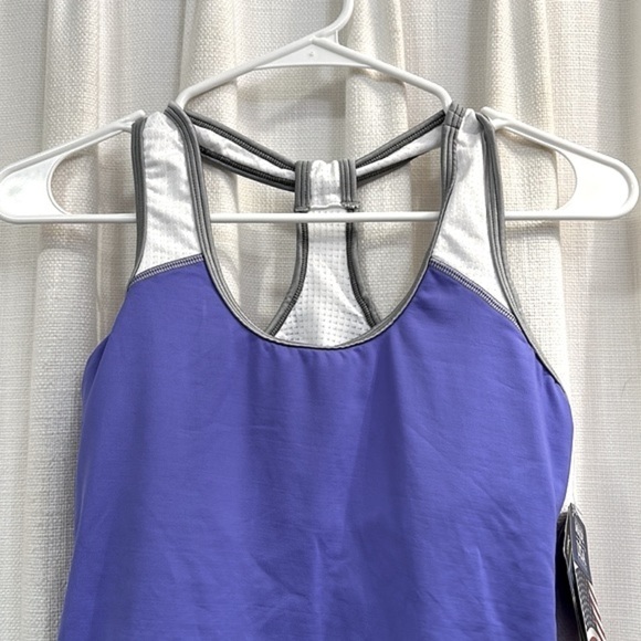 NWT Women’s Sofibella Purple & White Polyester & Spandex UV Tennis Golf Top XS - Picture 2 of 9